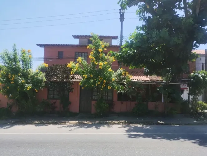 Casa Comercial de 200 m² à Venda Hawaí, Araruama/RJ