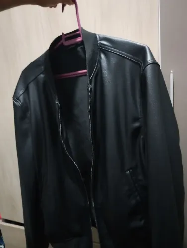 Jaqueta de couro Zara tamanho M