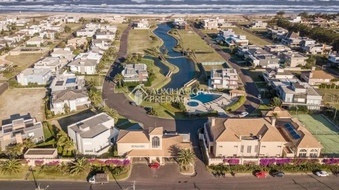 Lindo terreno no Condomínio Playa Vista