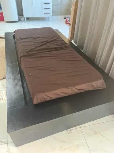 Cama solteiro madeira maciça com colchão
