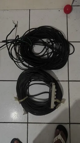 2 Extensões de 50 metros