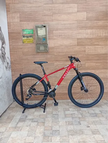 Bicicleta COLLI HILLS V2