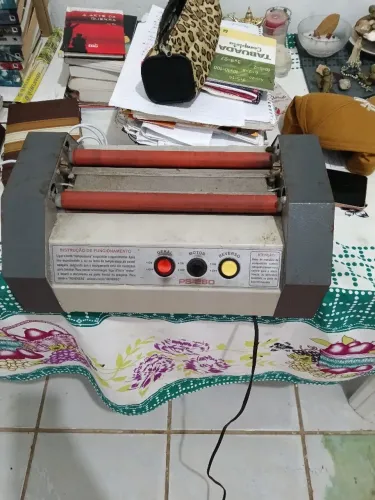 Máquina de plastificação