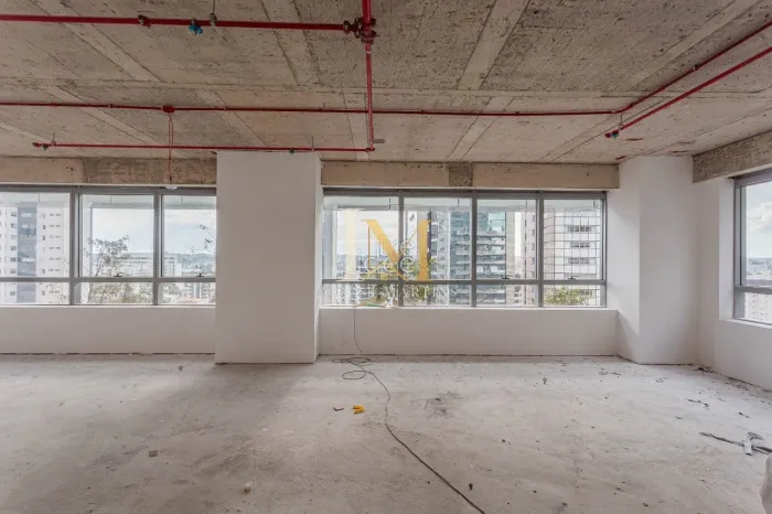 Sala comercial Curitiba - Alto Padrão 30,52m2 - Localização Nobre Curitiba