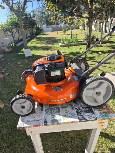 Cortador de grama a gasolina 4T, Husqvarna 5521P