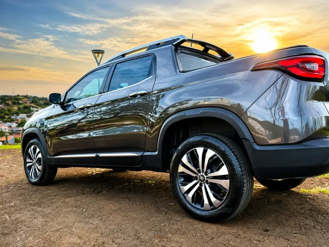 Fiat Toro Volcano 1.3 T270 4X2 Flex AUT 2024