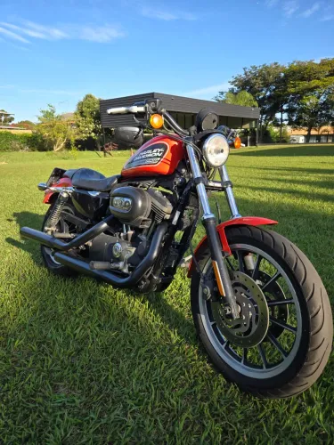 SPORTSTER 883R