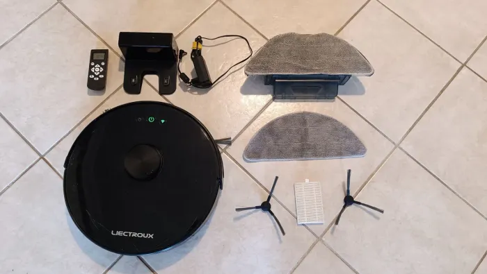 Aspirador robô Liectroux XR500 - USADO