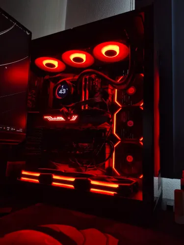 PC GAMER RTX 3090 + RYZEN 5 7600X + 32GB RAM 7000MHZ + B850 AORUS ELITE WIFI7