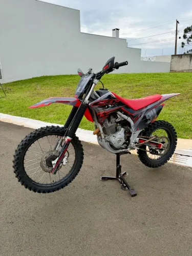 Honda CRF 250 F 2024