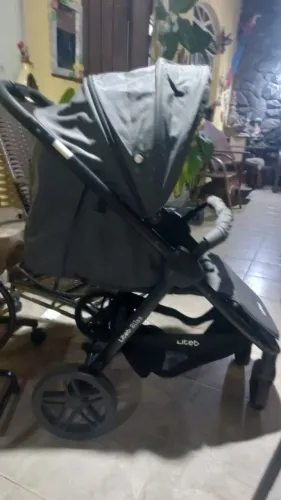 Carrinho pra bebê