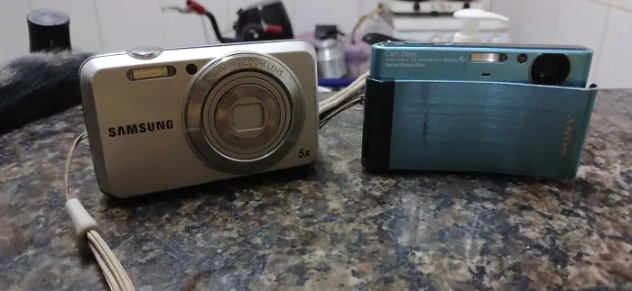 Cameras Digitais (venda-somente o lote)