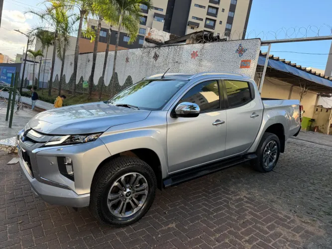 Mitsubishi L200 Triton Sport HPE-S 2.4 CD Dies. AUT 2022