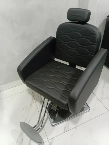 Cadeira Profissional Multiuso para Salão- Cabeleireiros, Barbeiro, Designer de Sobrancelha
