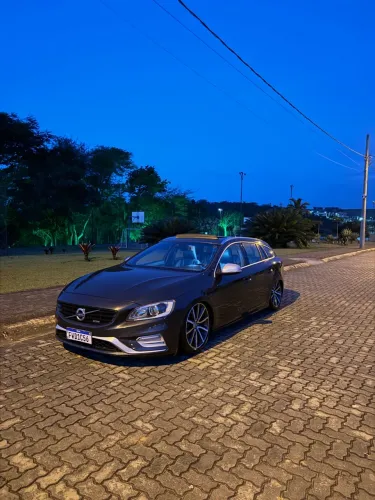 Volvo V60 T-5 R-desing 2.0 5P 2015