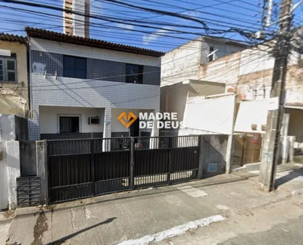 Casa no Bairro Fátima - Localização Estratégica e Tranquilidade | 8 Quartos