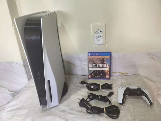 PS5 aceito cartão ate 18x/vendo ou troco ps4 ou Xbox series s mais volta em dinheiro p mim