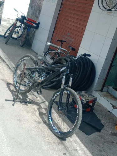 Bike de grau pra rolo em motorizada ou venda, cuida