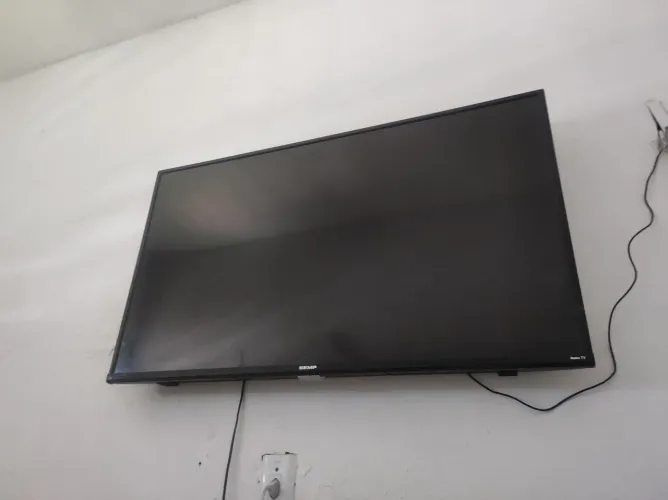 Vendo Tv 43 Smart Roku Nova Com Garantia