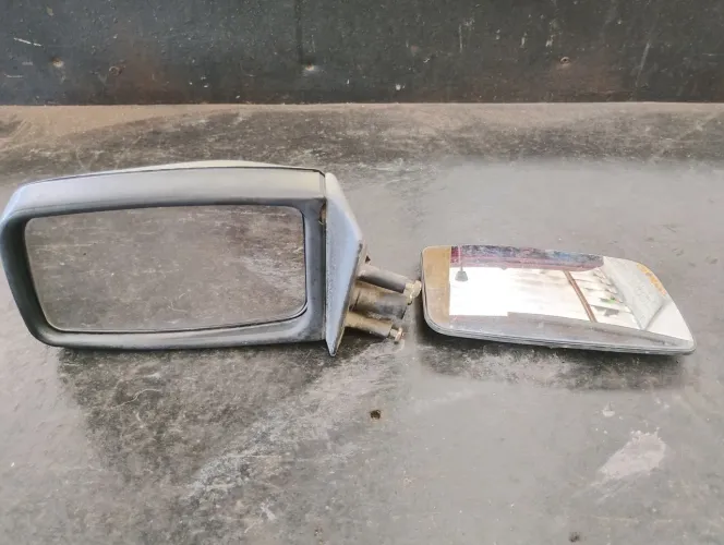 Retrovisor Gol quadrado 1000