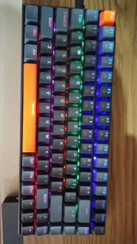 Teclado gamer Machenicke k500 + Mouse Reddragon Cobra M711 V2
