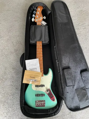 Baixo Sadowsky Metroexpress 21 Fret Vintage JJ Bass 5 Sage Green