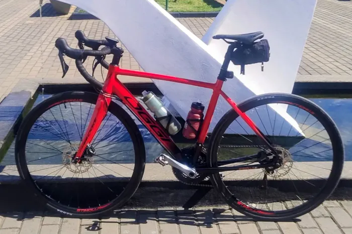 Bike speed Oggi stimola disc tiagra