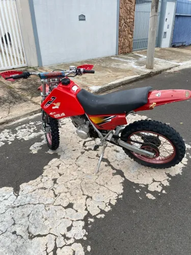 Moto de trilha Xr 200 Nx200