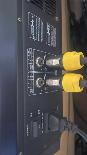 Mesa de som 220w