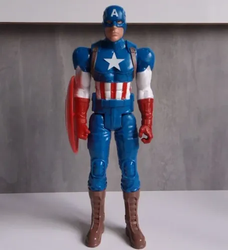Boneco Marvel Vingadores Titan Hero Capitão América 30 cm (Usado em estado de novo)