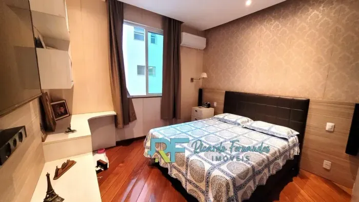 Apartamento 5 quartos/ 4 suítes em Copacabana - Rio de Janeiro.