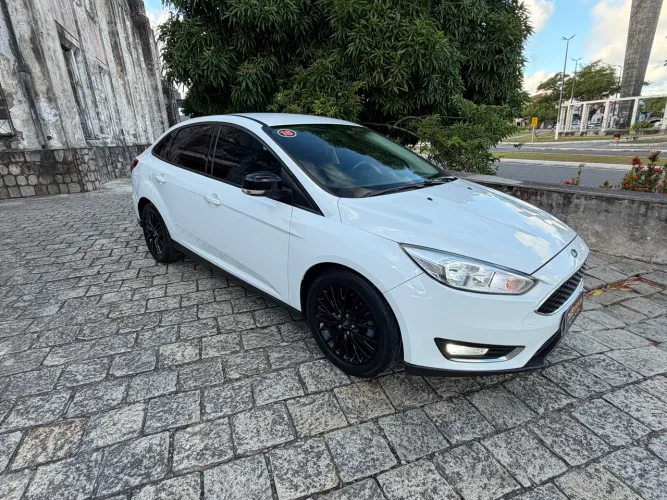 Ford Focus Fastback Se/se Plus 2.0 Flex Aut. 2016