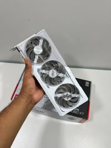 Placa de Vídeo RX 9060 XT 8gb Asrock
