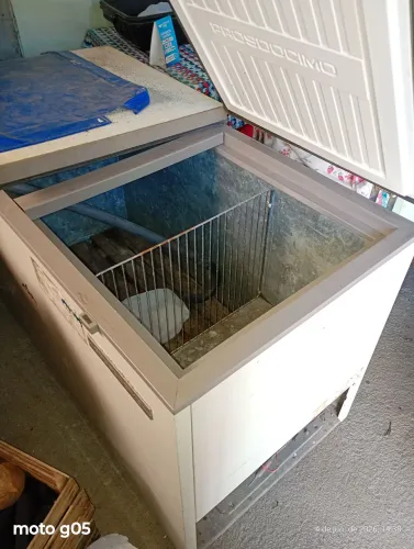 Freezer duas portas horizontal