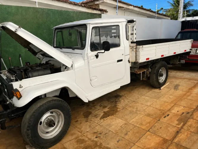 Toyota Band.Picape Chassi Curto Diesel 2000