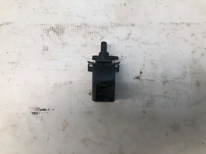 Interruptor Pedal Embreagem Gm Onix 1.4 2012 2019