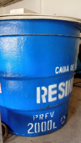 Caixa de água nova