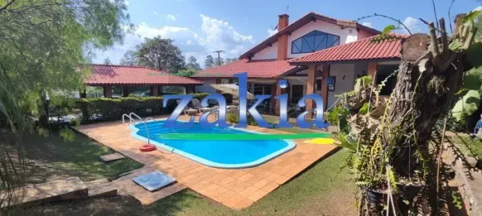 Casa de 350m², com 4 suítes, Riviera de Santa Cristina 13, Paranapanema, SP