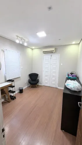 Alugo sala em salao de beleza