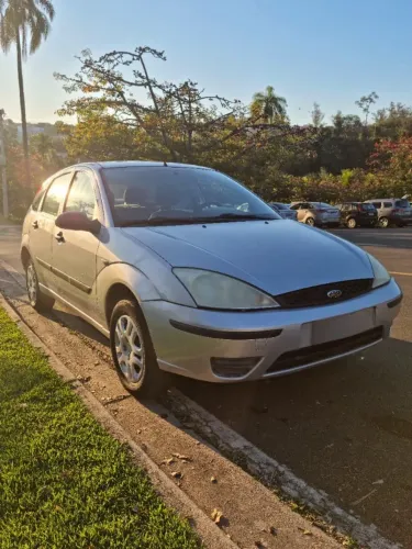 Ford Focus 1.6 S/se/se Plus Flex 8v/16v 5P 2005