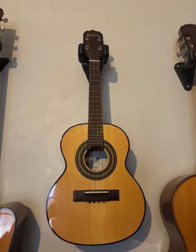 Cavaquinho Rozini RC-10
