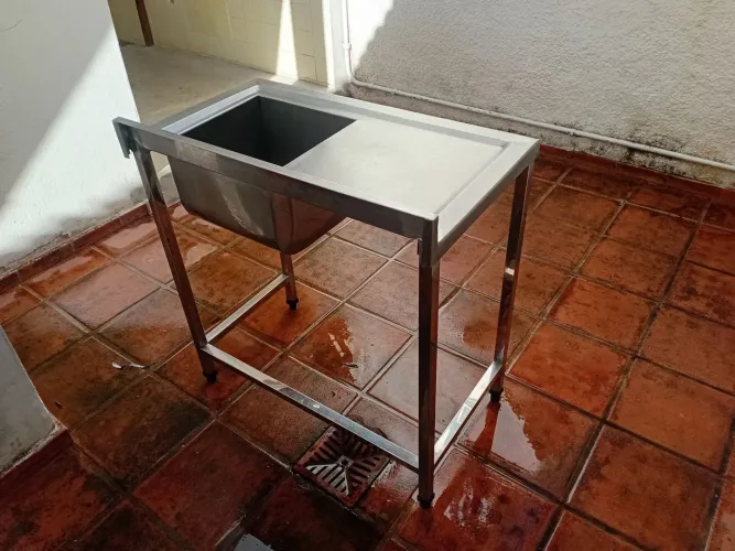 Pia Industrial em Aço Inox 90x50 com Bancada