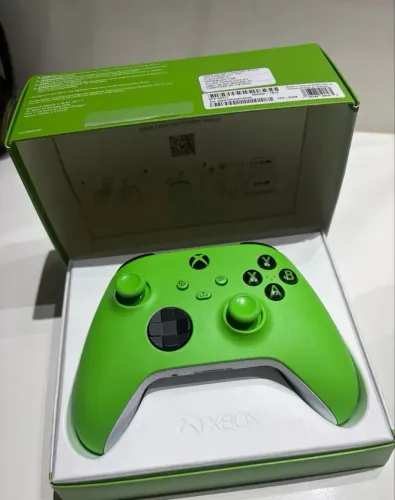 VENDO CONTROLE DO XBOX NA COR VERDE
