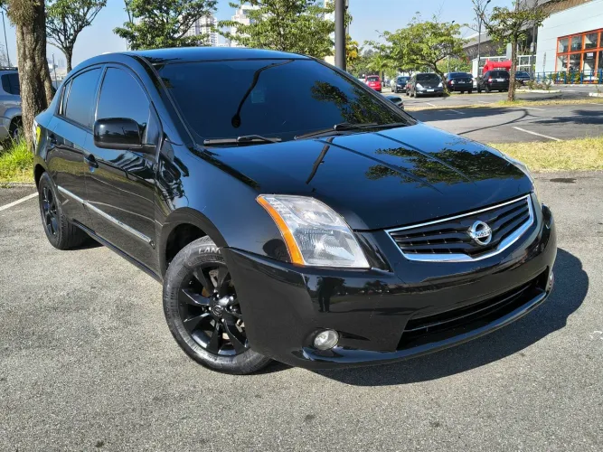 Nissan Sentra S 2.0/ 2.0 Flex Fuel 16V Aut. 2012