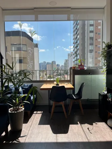 Loft de alto padrão com pé direito de 3,70. Novo , no contra piso, no Brooklin.