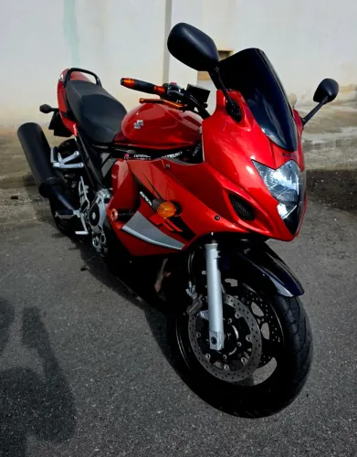 SUZUKI GSX F 650 4 CILINDROS