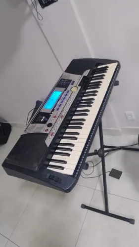 Teclado Yamaha psr 550