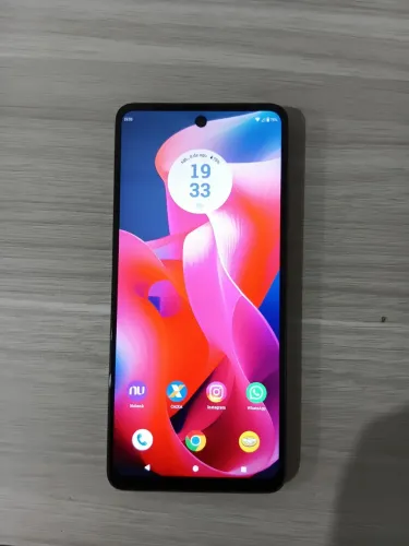 Celular Motorola G24 semi novo