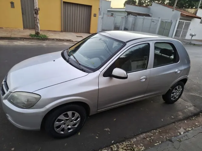 Chevrolet Celta Spirit/ LT 1.0 MPFI 8V Flexp. 5P 2013