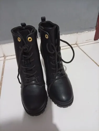 Bota vizanno semi nova 